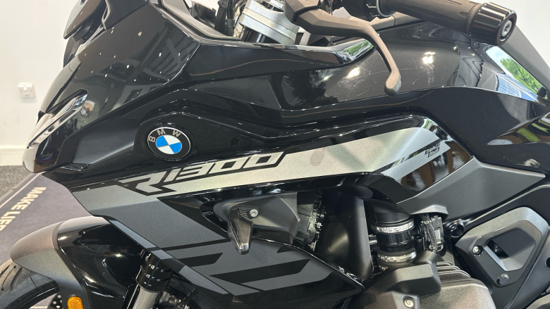 BMW R1300 RS SE (25MY)